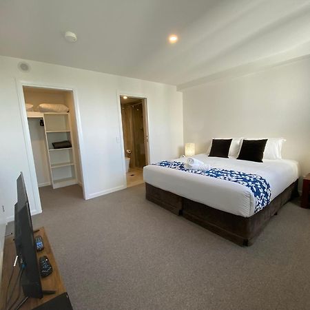 Serenity Surfers Paradise Gold Coast Extérieur photo