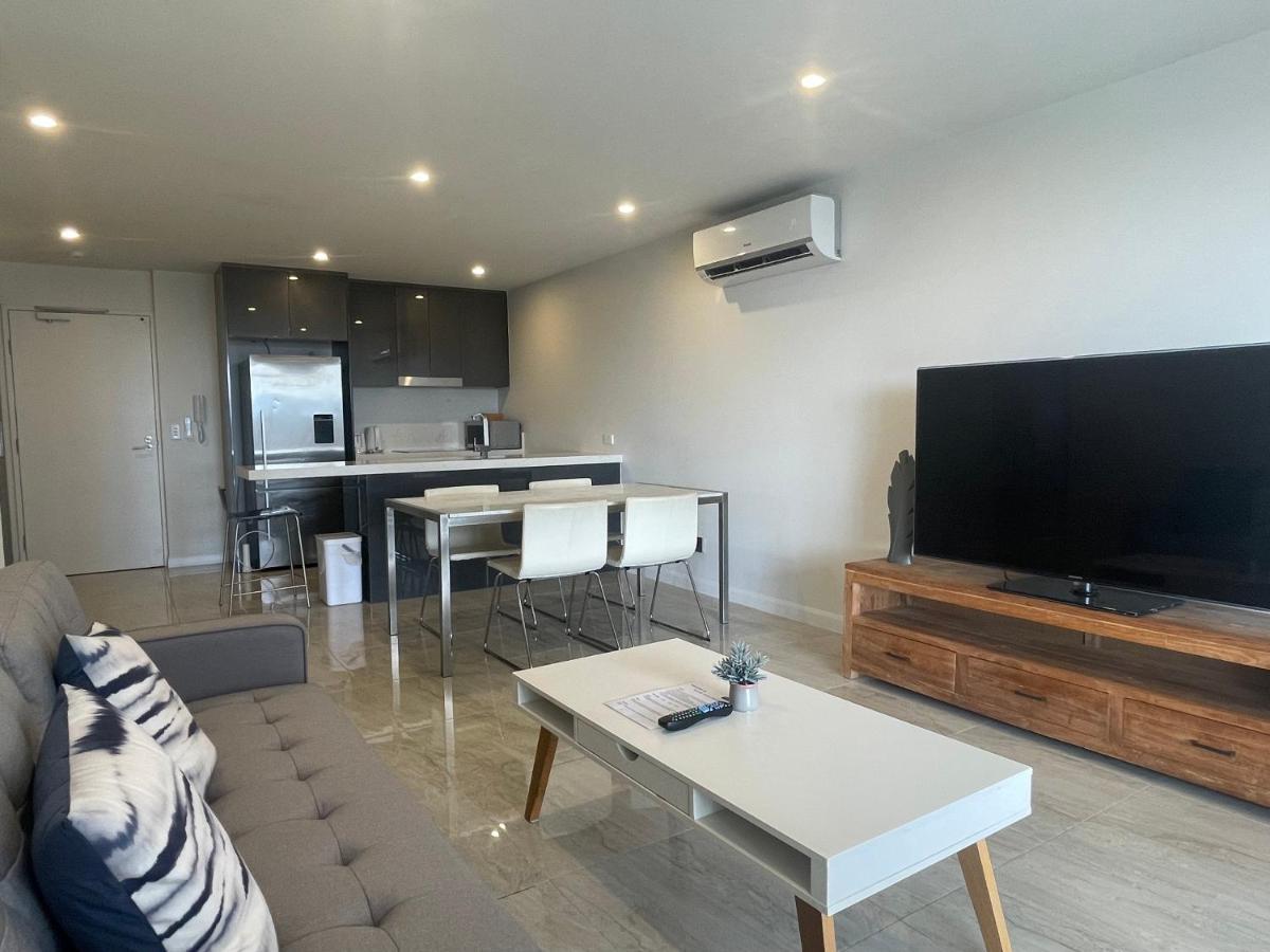 Serenity Surfers Paradise Gold Coast Extérieur photo
