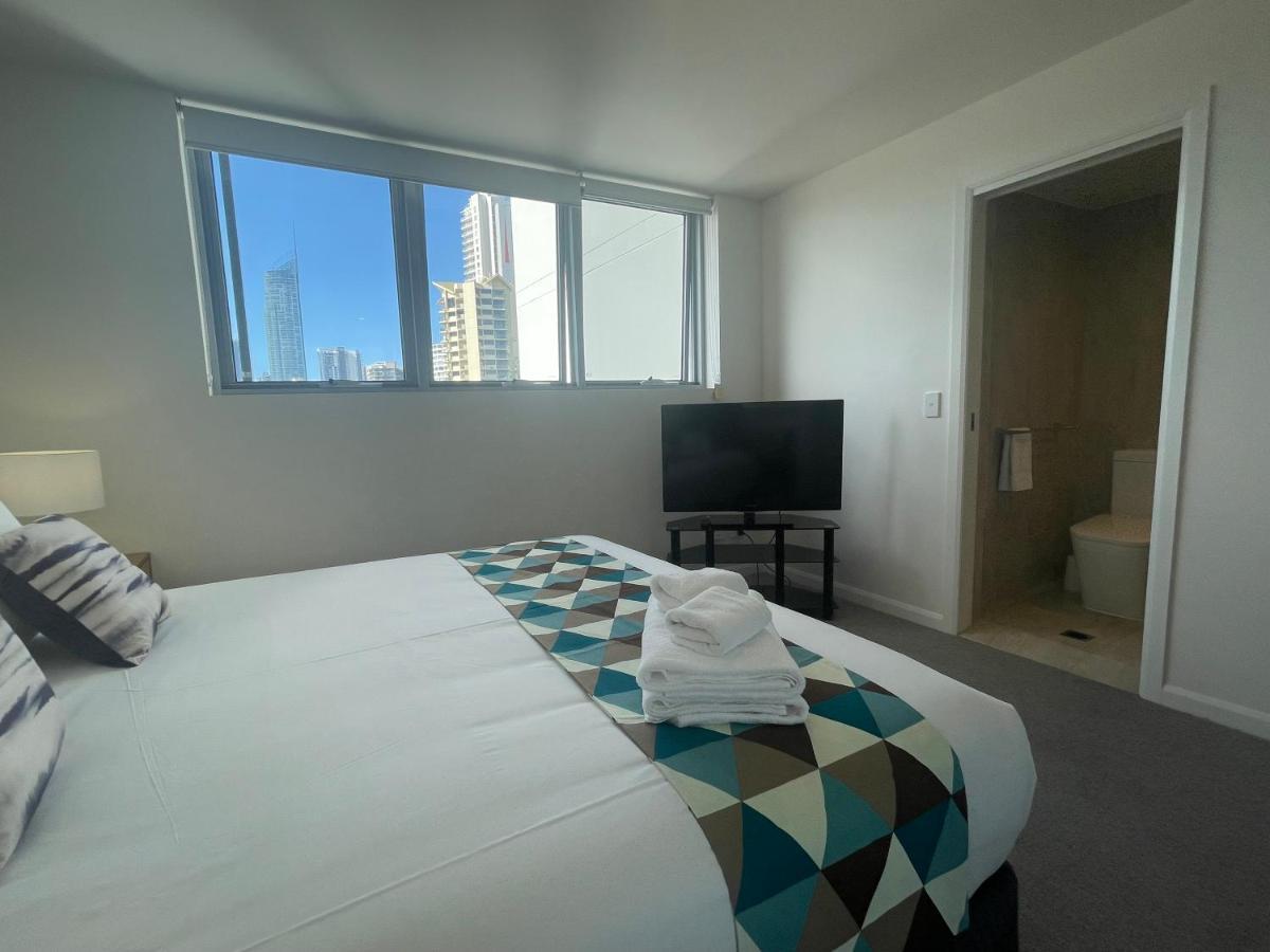 Serenity Surfers Paradise Gold Coast Extérieur photo