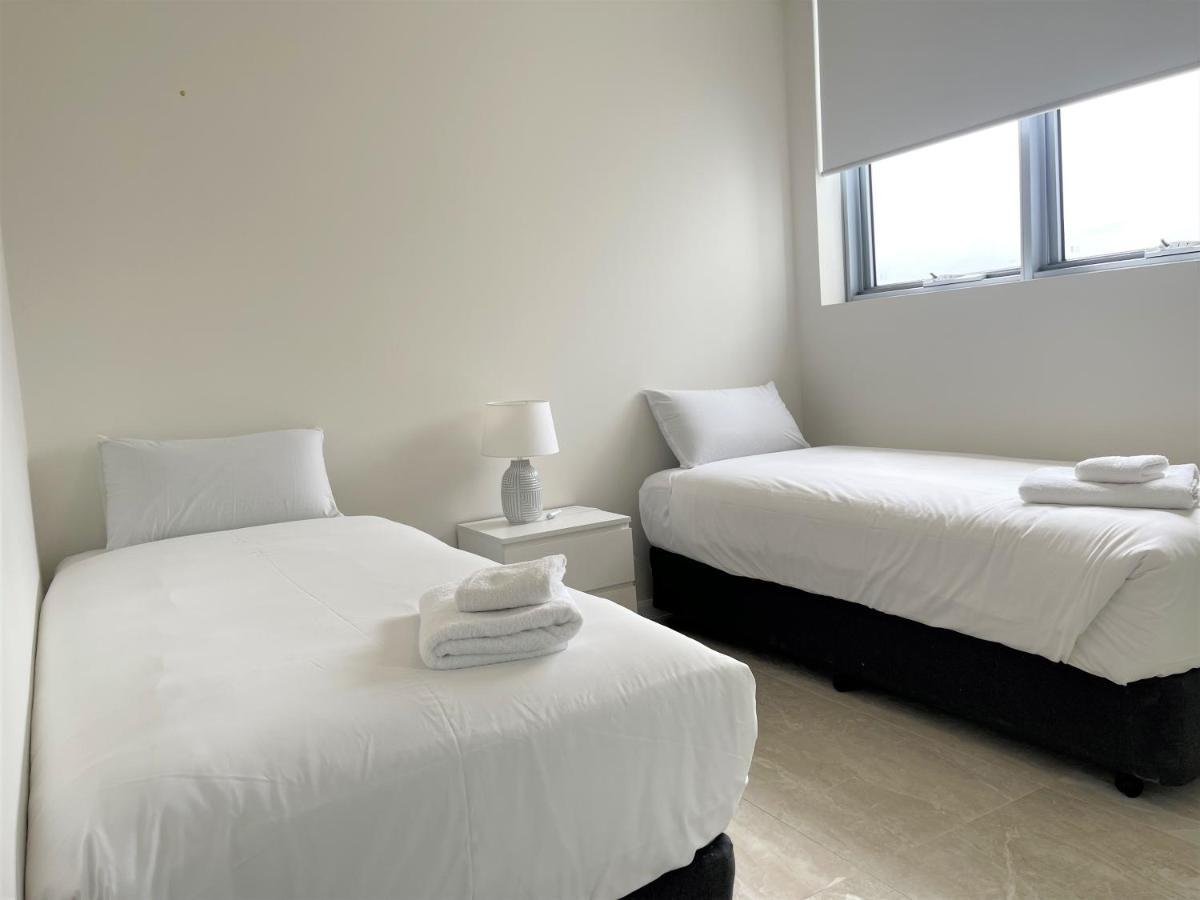 Serenity Surfers Paradise Gold Coast Extérieur photo